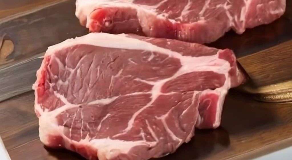 Tenderizing raw steak before grilling